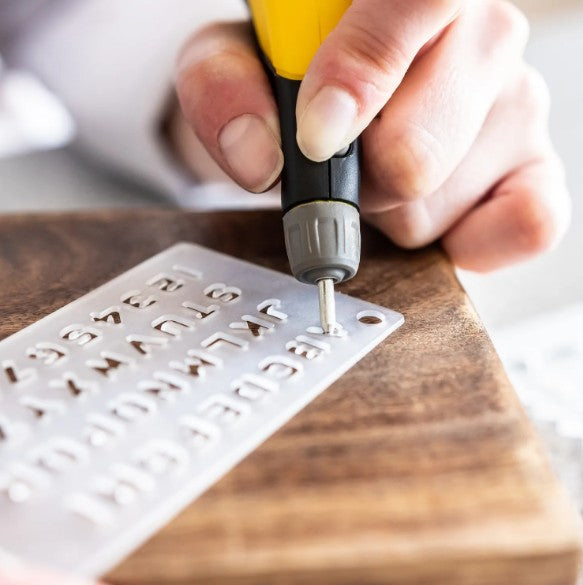 Graviergerät 230V – Universal Handgravurgerät für Metall, Holz, Glas & Kunststoff