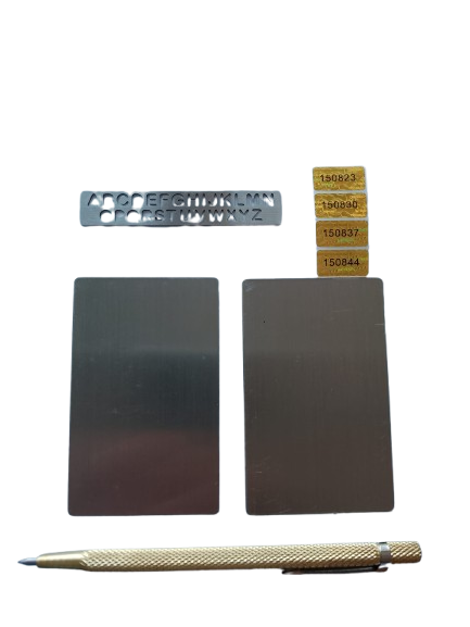 Thin Series 4: 2X oder 5x  Crypto Seed Wallet Edelstahl Scheckkartenformat "blank" (0.5mm, Varianten) (Kopie)